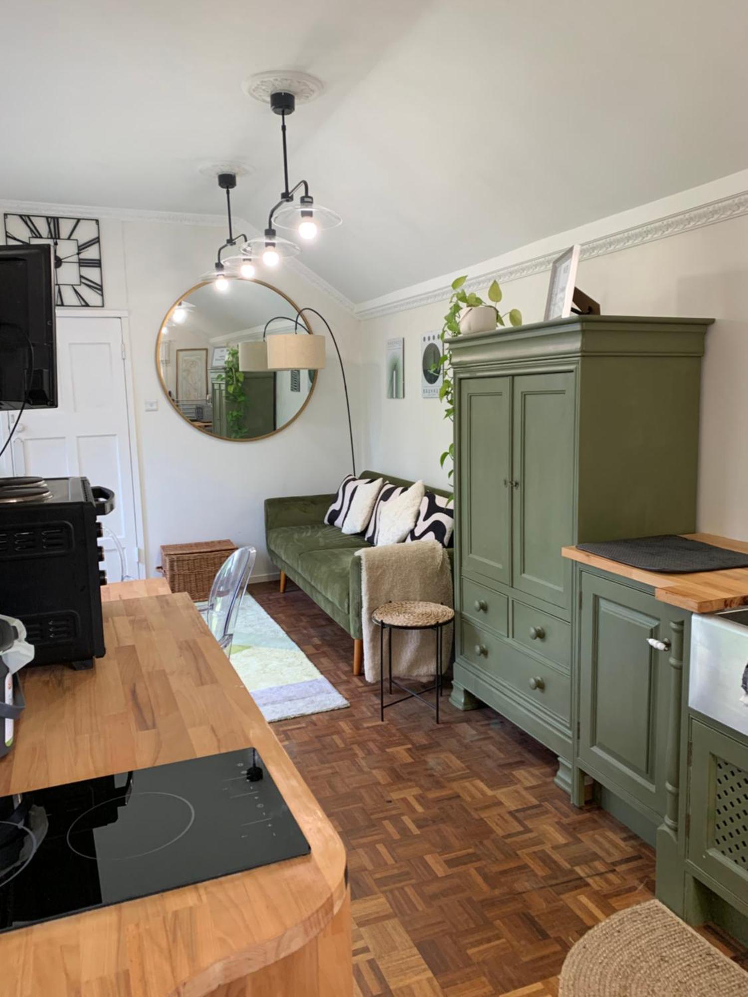 Newly Refurbished One Bedroom With Additional Sofa Bed Self Contained Flat In Garden Abbots Langley Eksteriør billede